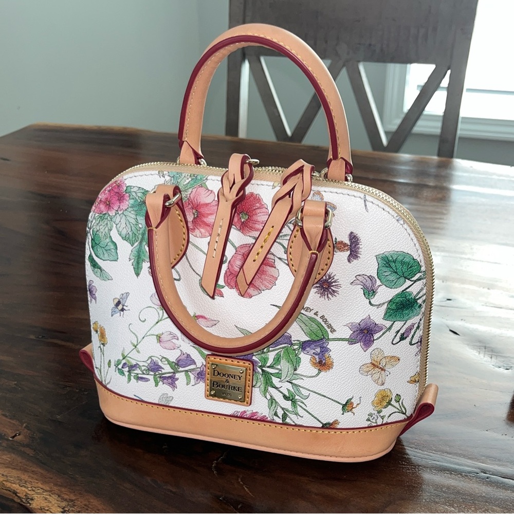 NWOT Dooney & Bourke White Botanical Bitsy Satchel or Crossbody